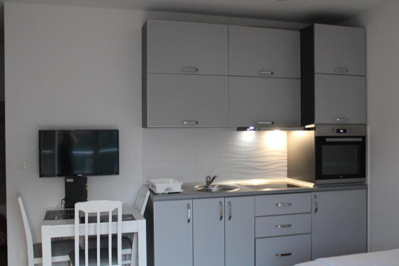 Delta Studio Apartman Podgorica Exterior photo